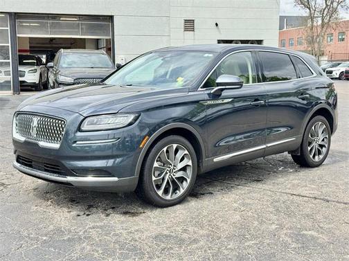 2022 Lincoln Nautilus Reserve