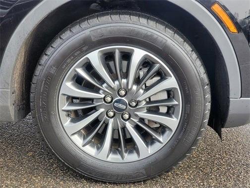 2023 Lincoln Nautilus Standard