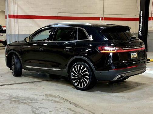 2021 Lincoln Nautilus Black Label