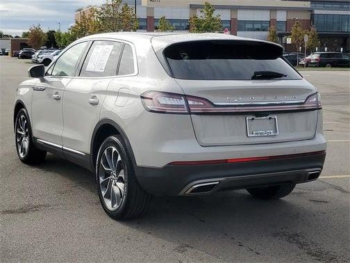 2022 Lincoln Nautilus Reserve