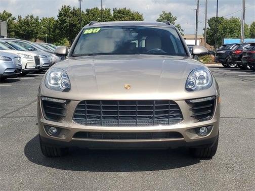2017 Porsche Macan Base