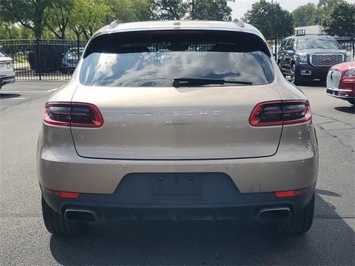 2017 Porsche Macan Base