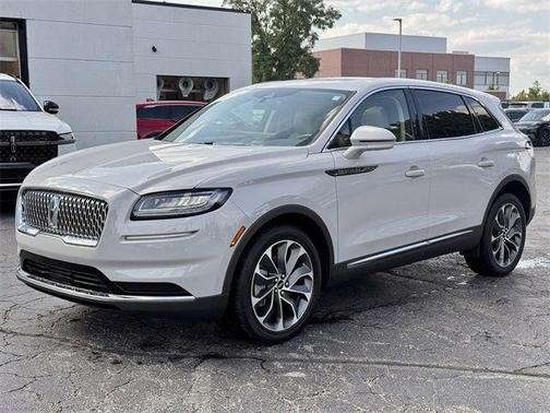 2023 Lincoln Nautilus Reserve