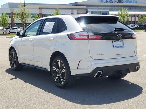 2020 Ford Edge ST