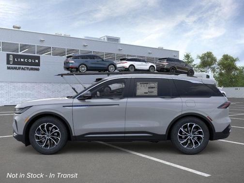 Gray Matter Clearcoat 2026 Lincoln Nautilus Premiere