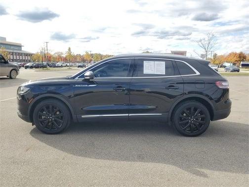 2023 Lincoln Nautilus Reserve