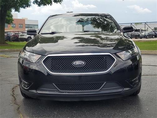 2017 Ford Taurus SHO