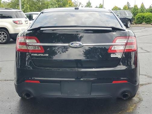 2017 Ford Taurus SHO