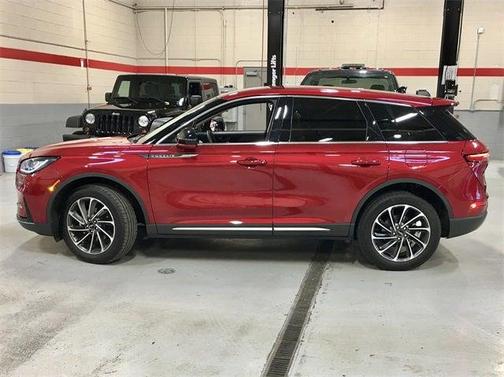 2023 Lincoln Corsair Standard