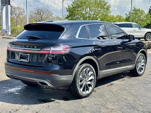 2022 Lincoln Nautilus Reserve