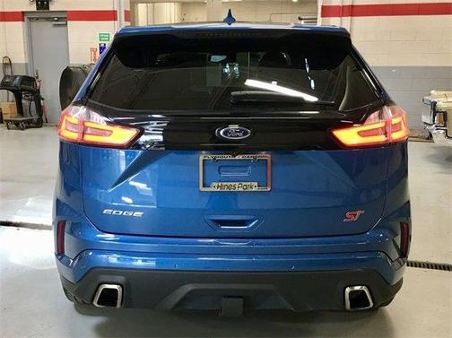 2019 Ford Edge ST