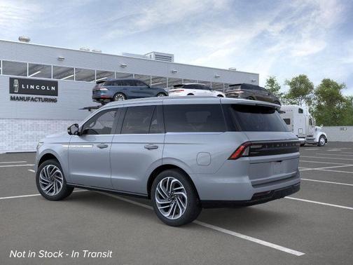 2025 Lincoln Navigator Reserve