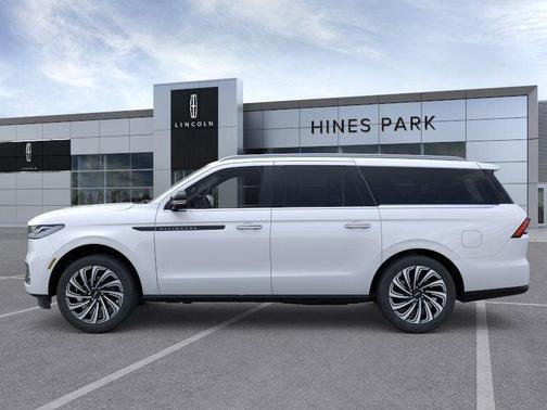 2025 Lincoln Navigator Black Label