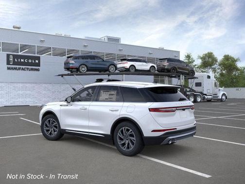 2025 Lincoln Corsair Premiere