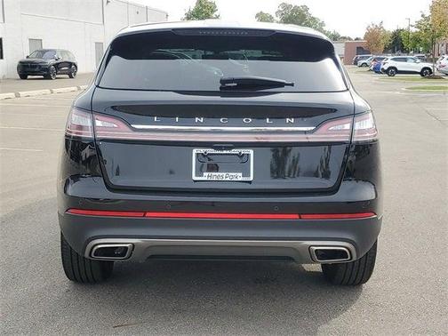 2022 Lincoln Nautilus Reserve