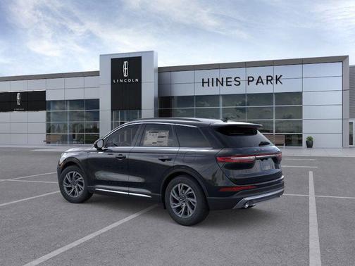 2025 Lincoln Corsair Premiere