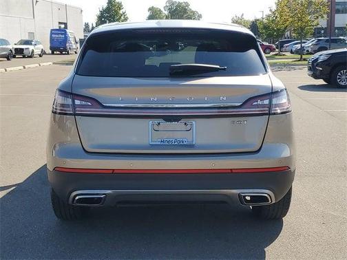 2019 Lincoln Nautilus Select