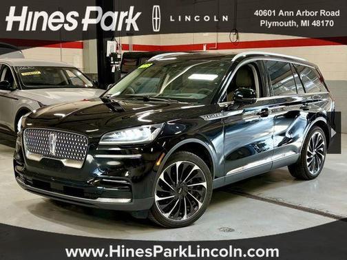 Infinite Black Metallic Clearcoat 2023 Lincoln Aviator Reserve AWD