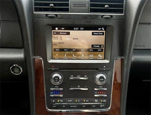 2016 Lincoln Navigator Select
