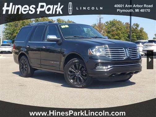 2015 Lincoln Navigator Base