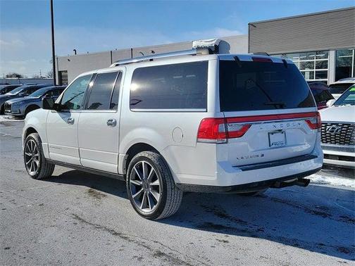 2017 Lincoln Navigator L Reserve