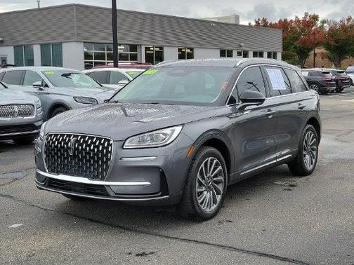 Asher Gray Metallic Clearcoat 2023 Lincoln Corsair Reserve
