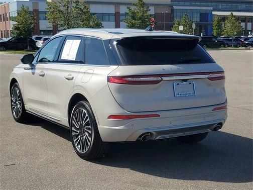 2022 Lincoln Corsair Standard