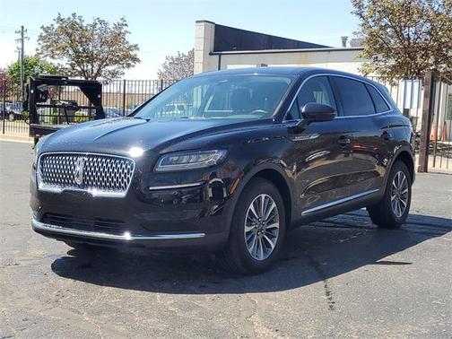 2022 Lincoln Nautilus Standard
