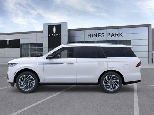 2025 Lincoln Navigator Reserve