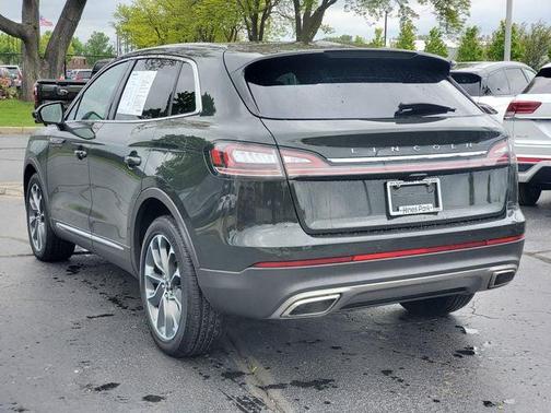 Gilded Green Metallic Clearcoat 2023 Lincoln Nautilus Reserve