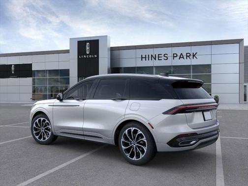 2025 Lincoln Nautilus Reserve