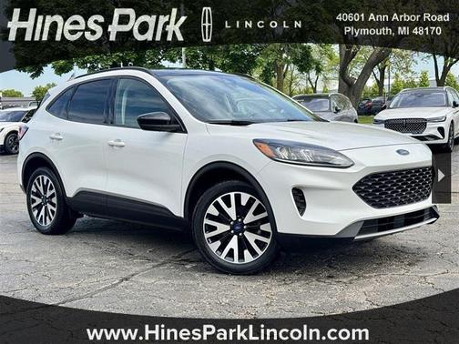 2020 Ford Escape SE