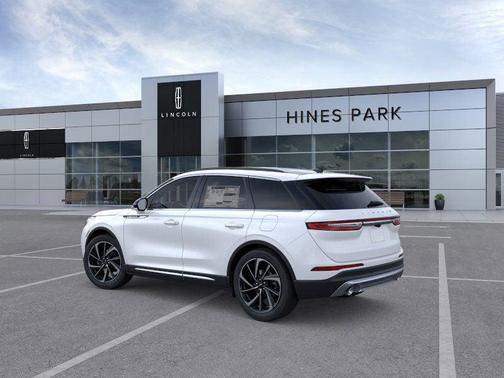 2026 Lincoln Corsair Reserve