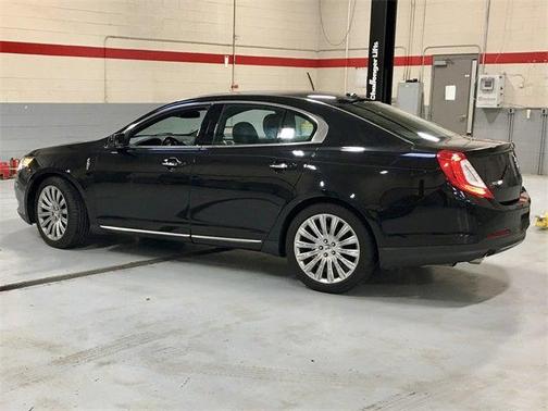 2014 Lincoln MKS Base
