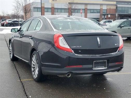 2014 Lincoln MKS Base