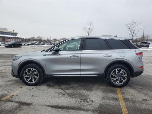 2023 Lincoln Corsair Standard