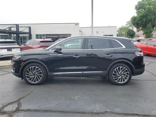 2019 Lincoln Nautilus Reserve