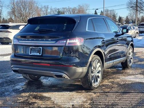 2023 Lincoln Nautilus Reserve