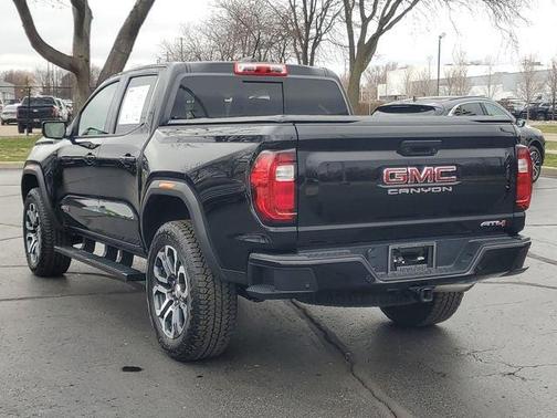 Onyx Black 2024 GMC Canyon AT4