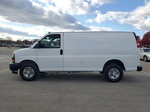 2023 Chevrolet Express 2500 RWD 2500 Regular Wheelbase WT