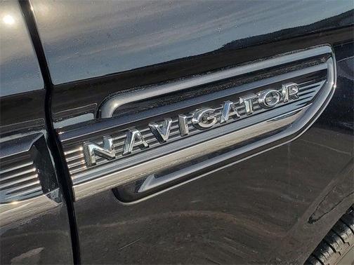 2024 Lincoln Navigator Black Label