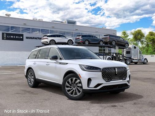 Pristine White Metallic Tri-Coat 2027 Lincoln Aviator Premiere