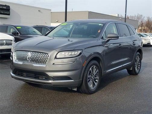 2022 Lincoln Nautilus Standard