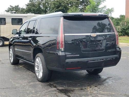 2018 Cadillac Escalade ESV Platinum