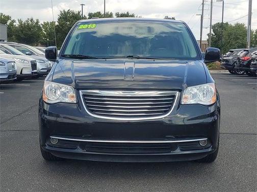 2013 Chrysler Town & Country Touring