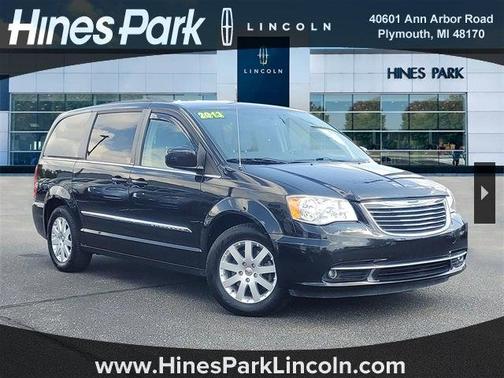 2013 Chrysler Town & Country Touring