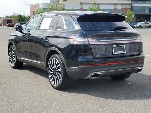 2022 Lincoln Nautilus Black Label