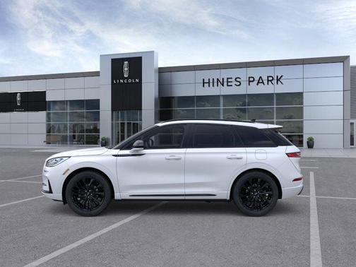 2026 Lincoln Corsair Reserve