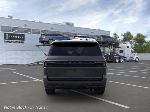 2025 Lincoln Navigator Black Label