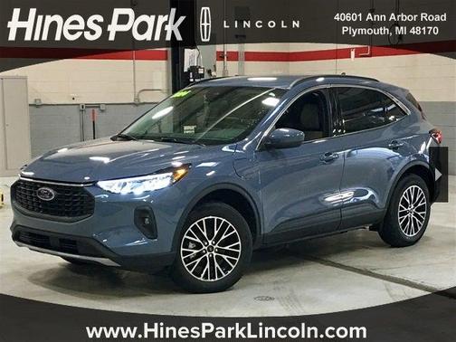 2024 Ford Escape PHEV SE